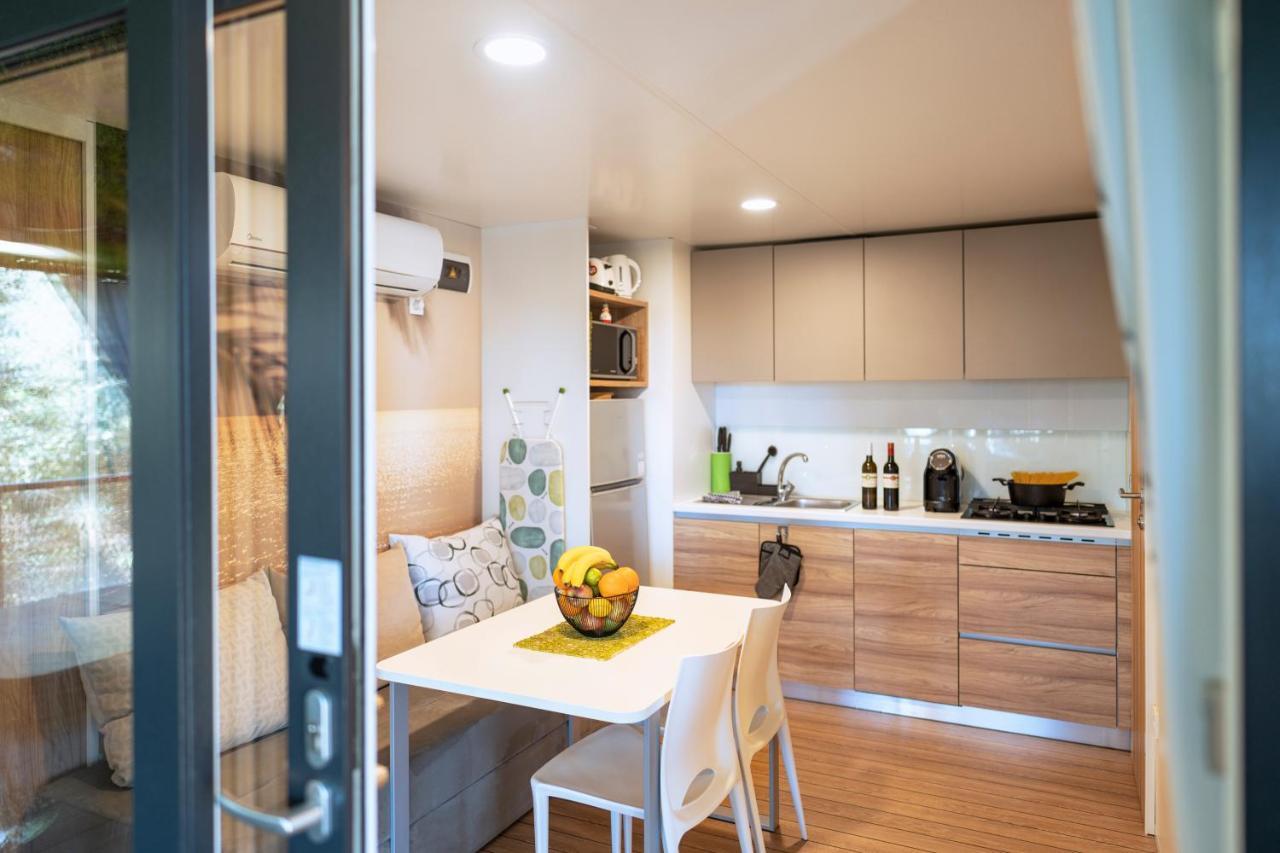 Mobile Home Joy Porton Biondi Rovinj Exterior foto